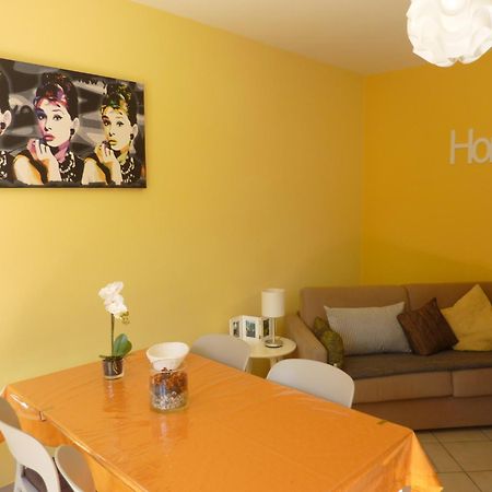 Ferienwohnung Gallo Mit Ueberdachter Terrasse Parkplatz 100 Mtr Z Strand Cannobio Luaran gambar